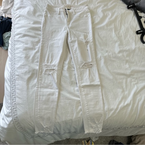 AEO white ripped skinny jeans - 10L - Picture 1 of 7